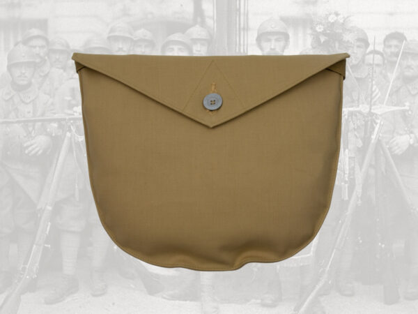 French M2 gas mask and pouch – Image 2