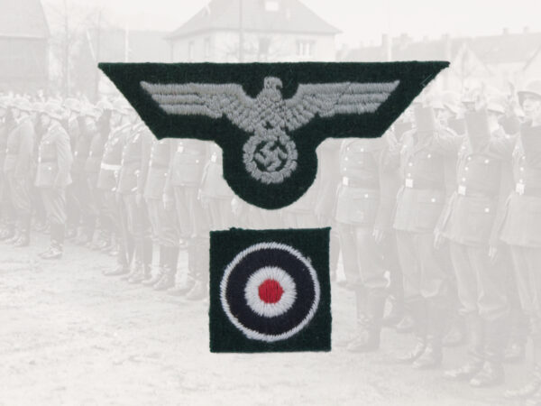 Cap insignia