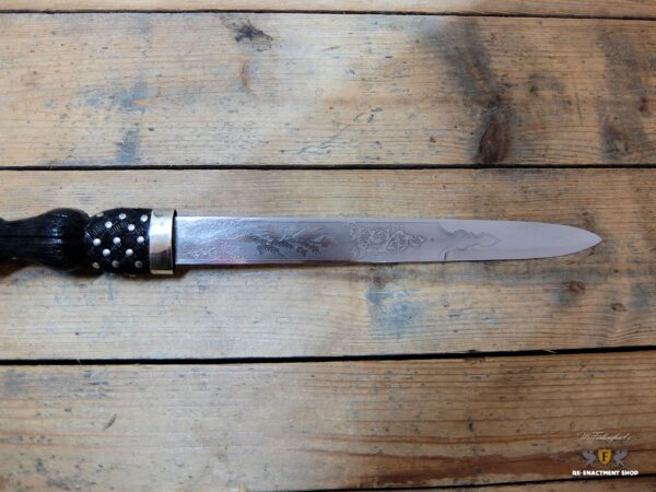 Scottish dirk