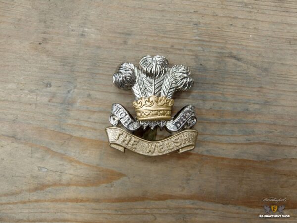 Welsh Regiment cap badge