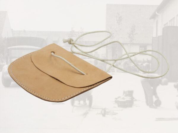 Leather pouch for Erkennungsmarke