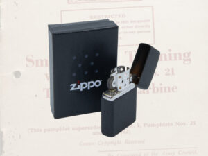 Lighter, Zippo, Black crackle