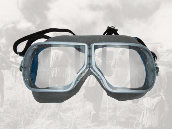 Vintage Russian Goggles (original) - Image 2