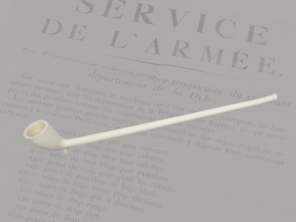 10x 17th century style clay pipe