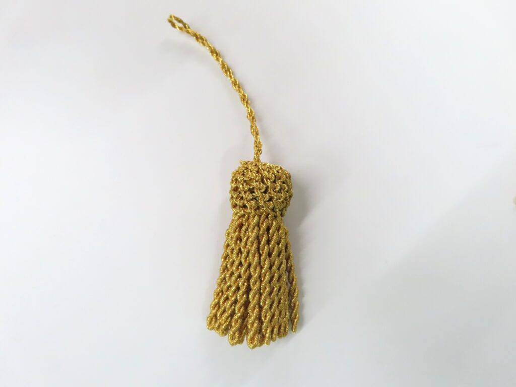 Tassel gold