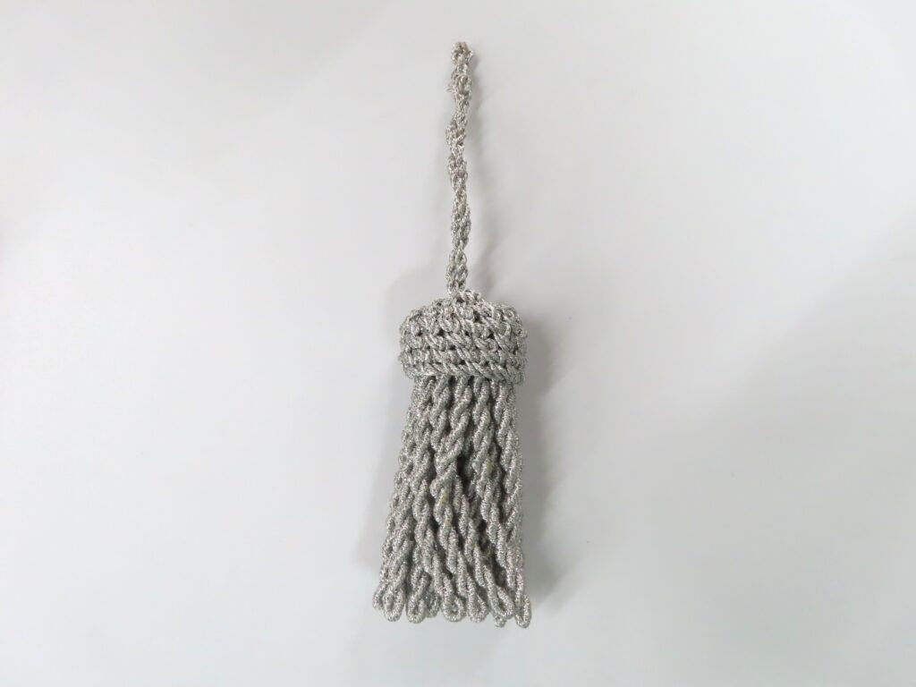 Tassel, silver
