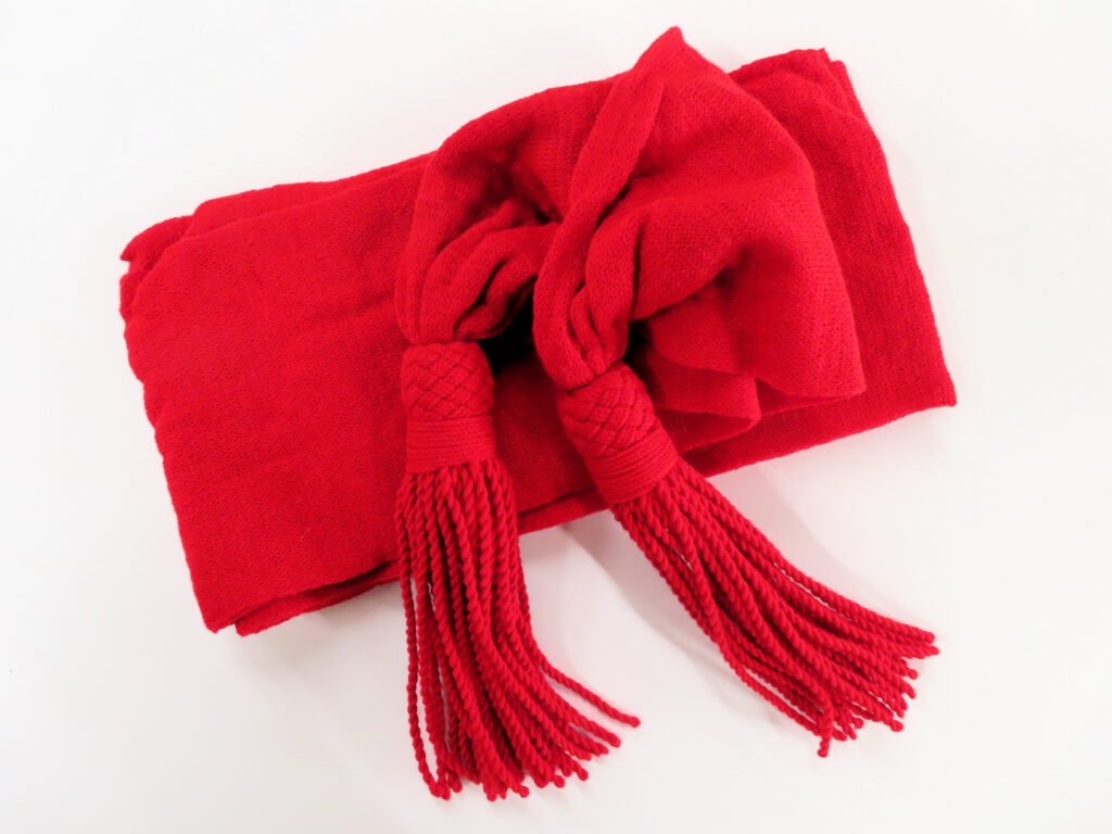 Sash red, wool