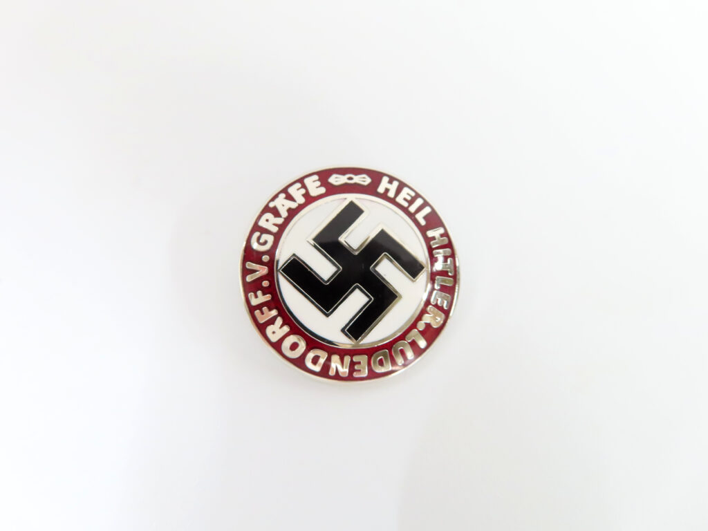 Heil Hitler Ludendorff von Grafe pin